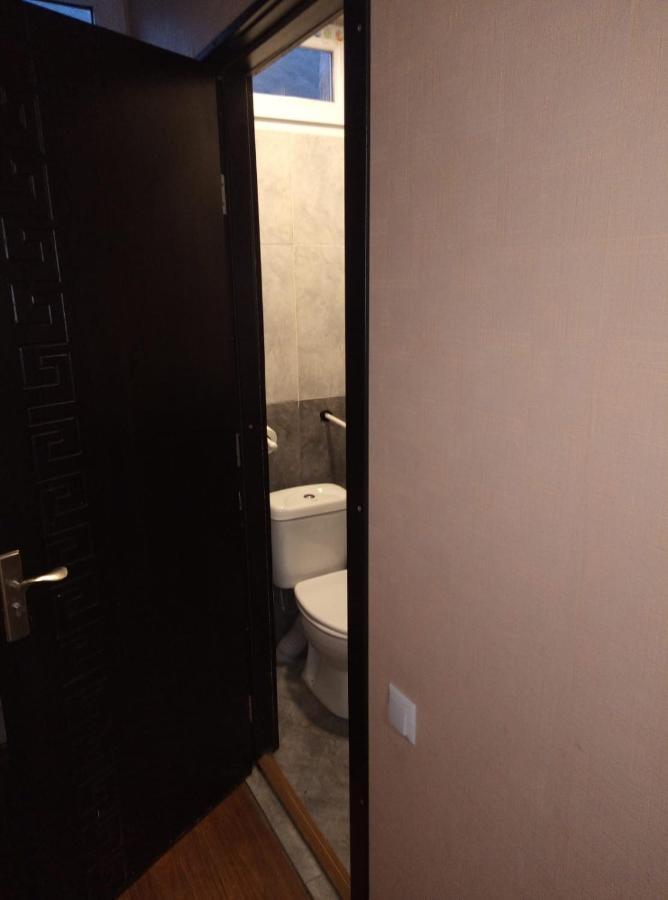 Vake-House Hotell Tbilisi Exteriör bild