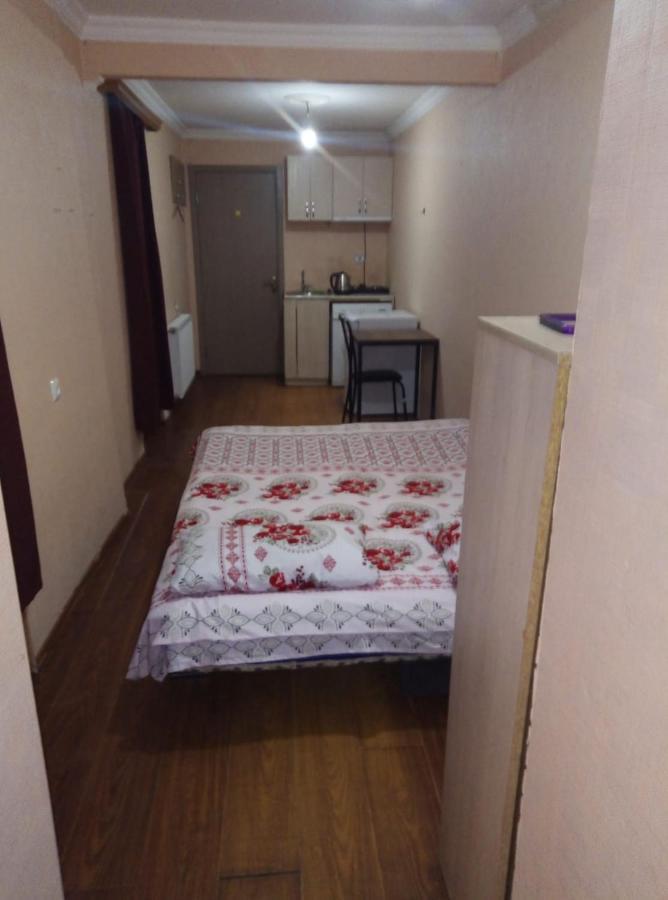 Vake-House Hotell Tbilisi Exteriör bild