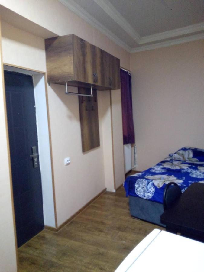 Vake-House Hotell Tbilisi Exteriör bild