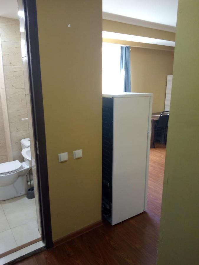 Vake-House Hotell Tbilisi Exteriör bild