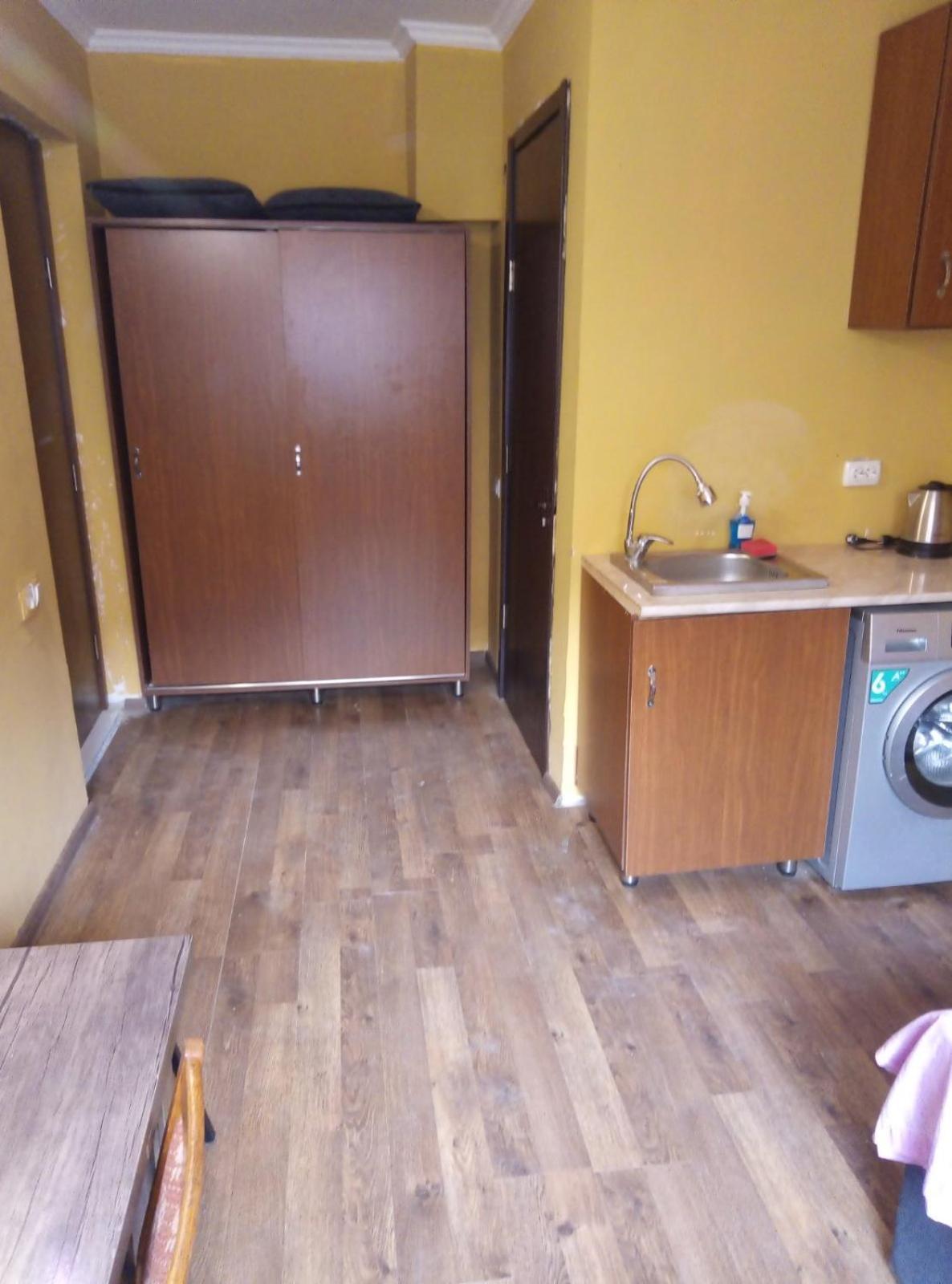Vake-House Hotell Tbilisi Exteriör bild