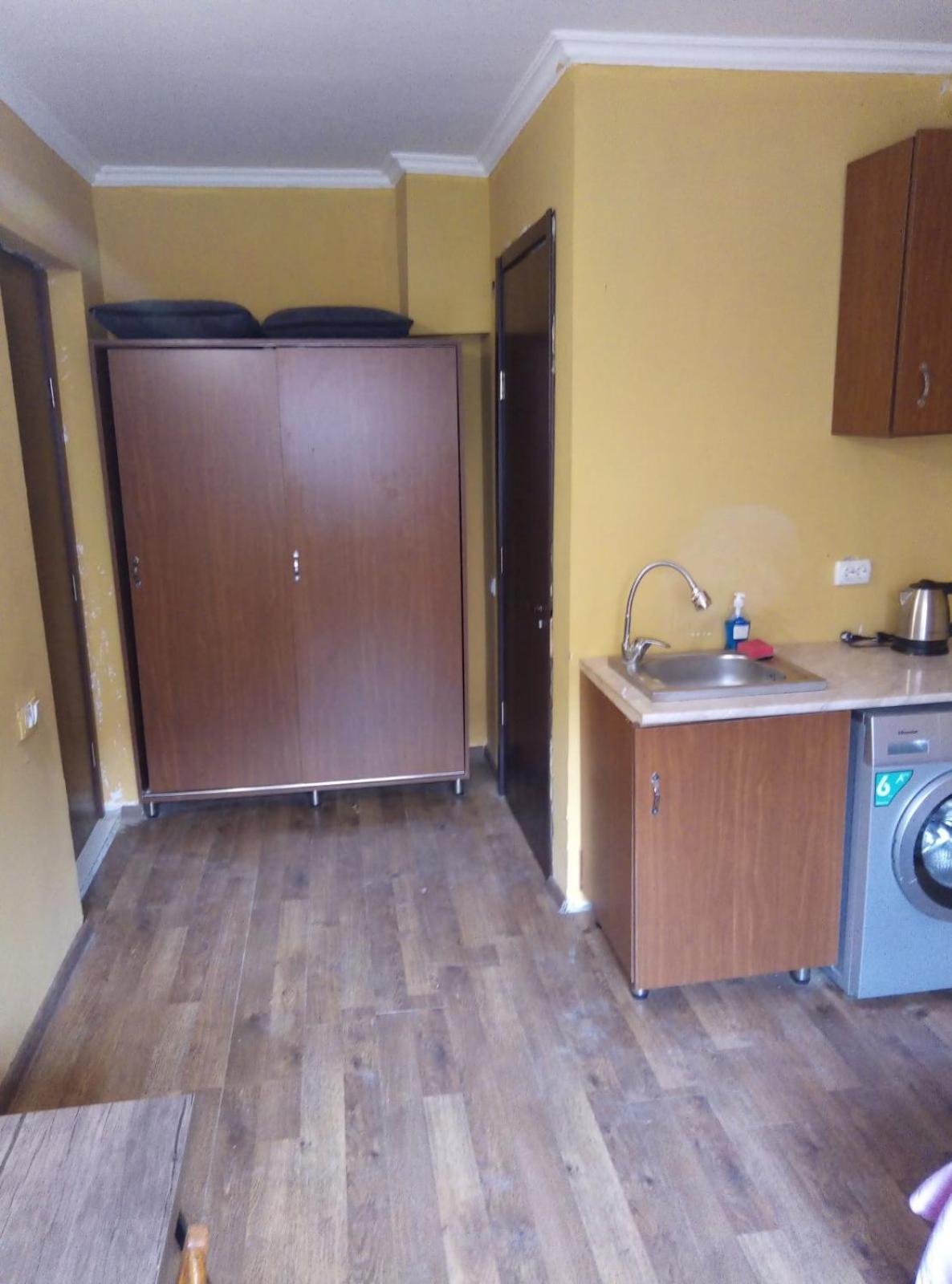 Vake-House Hotell Tbilisi Exteriör bild